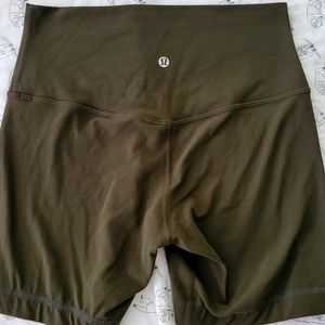 Lululemon biker shorts sz 8